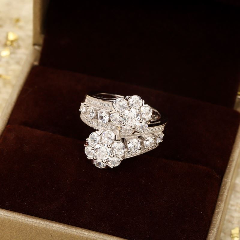 Vca Rings